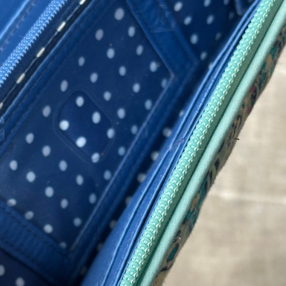 Vera Bradley Daisy Dot Paisley Continental Wallet RFID Zip Around Designer EUC - Picture 11 of 16
